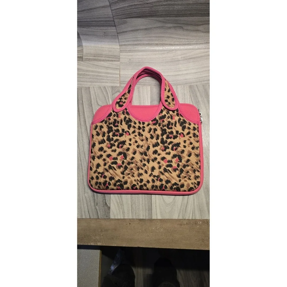 Pink & Cheetah Print Neoprene Tablet Sleeve With Handles
